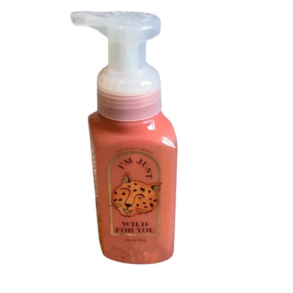 Bath & Body Works "Wild For You" Cherry Frost Foaming Hand Soap 8.75 Fl Oz - Picture 1 of 5